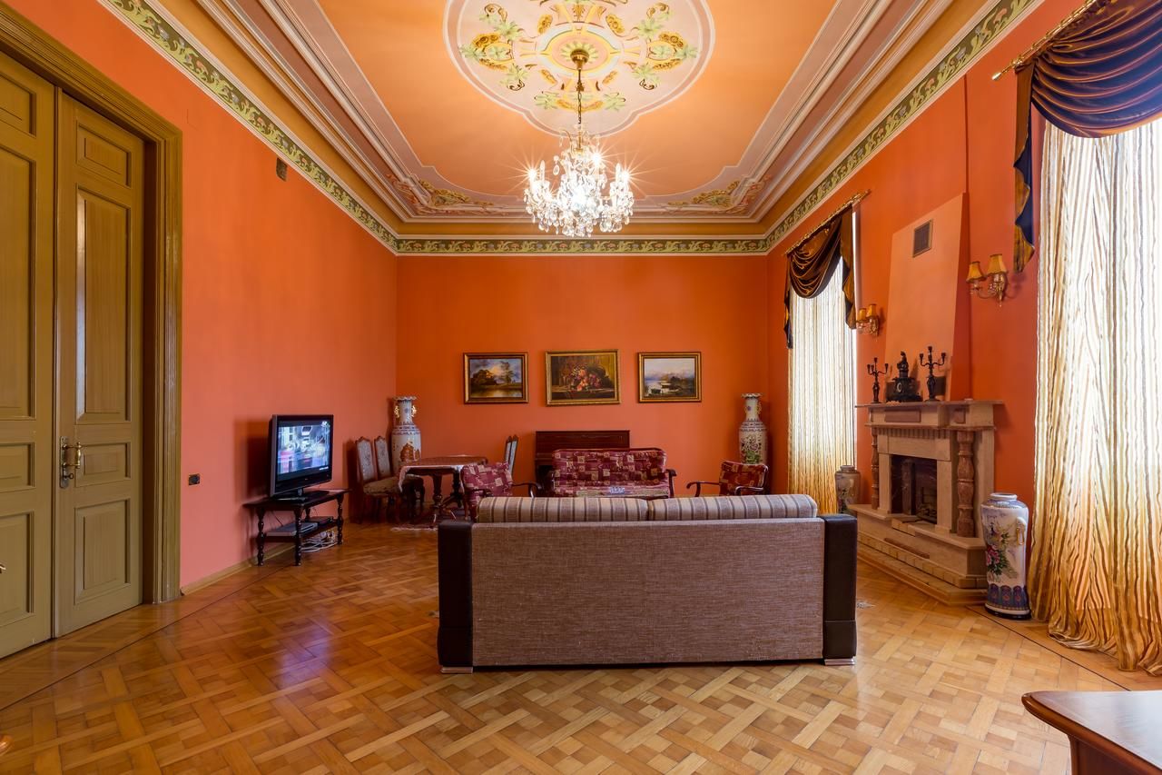 Апартаменты Royal Suite Apartment on Nizami Street Баку-8