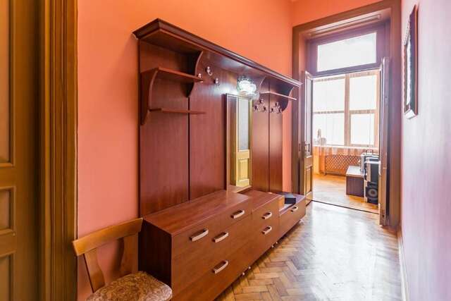 Апартаменты Royal Suite Apartment on Nizami Street Баку-74